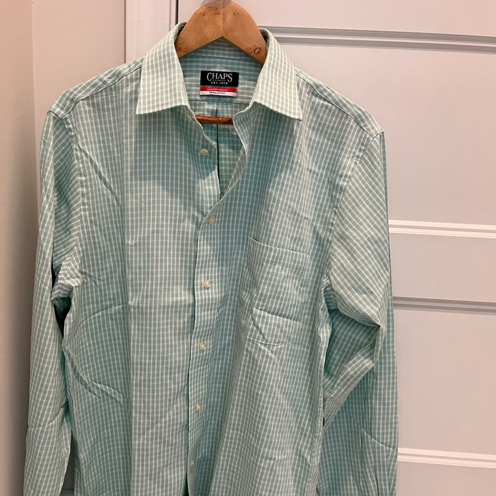 Mens dress shirt. Size medium. Brand new with tags!